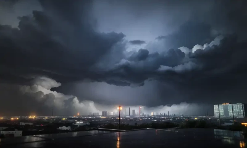 Massive rain and hailstorm to hit Pakistan&mdash;Is your city at risk?