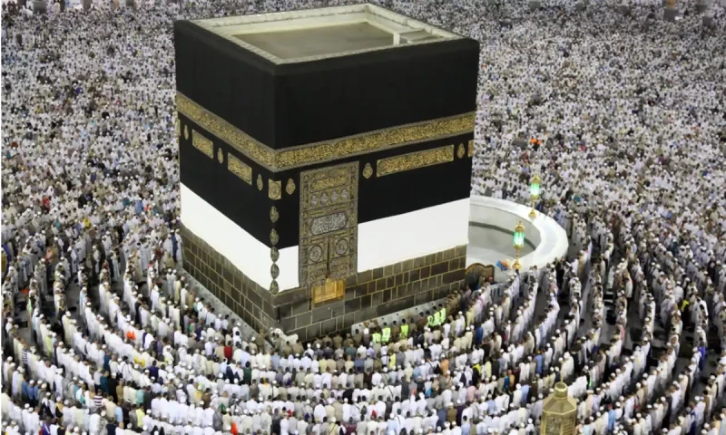 Meningitis vaccine now mandatory for Hajj pilgrims in Saudi Arabia