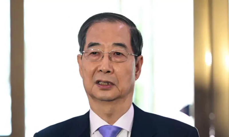 South Korean court reinstates impeached PM Han Duck-soo as acting president