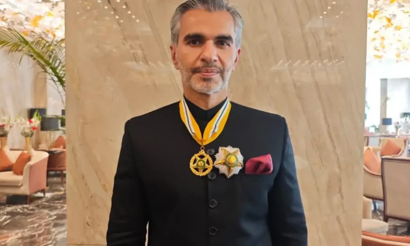 Umar Farooq Zahoor honoured with Hilal-e-Imtiaz for securing over $700m in FDI