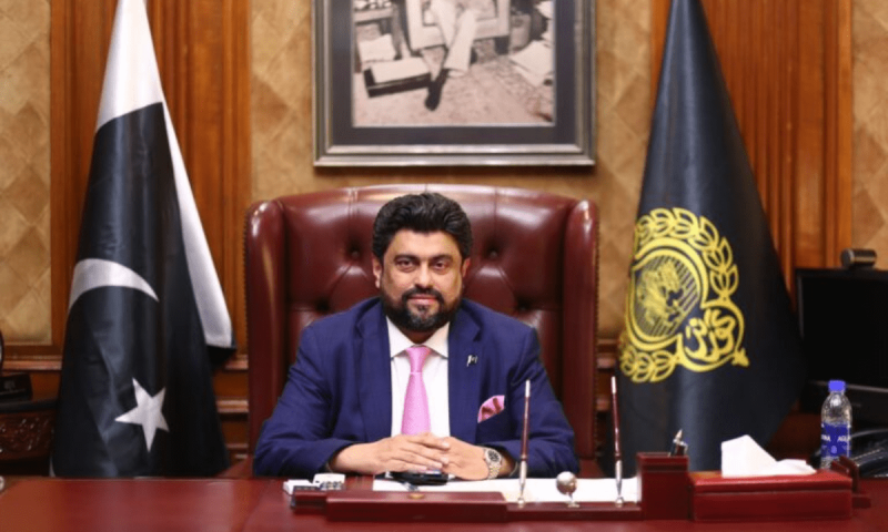 Sindh Governor promises IT University in Hyderabad within two months
