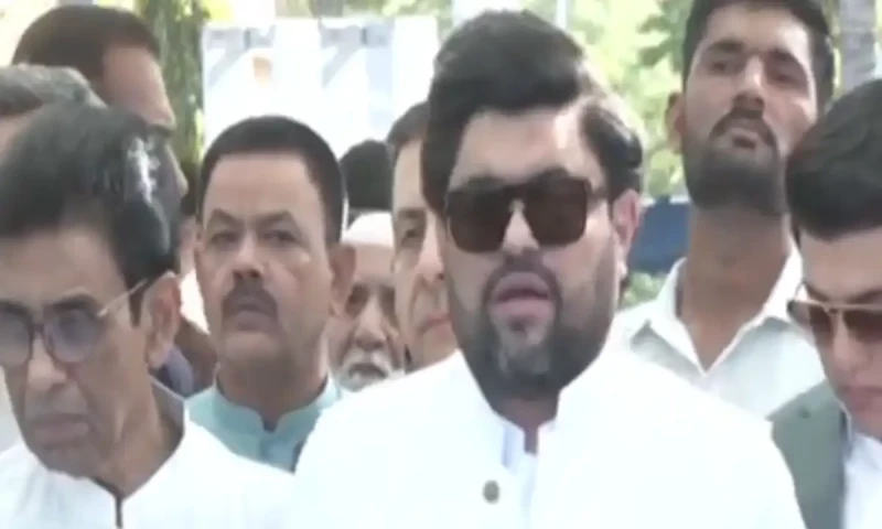 Governor Kamran Tessori sends Eid ul-Fitr greetings