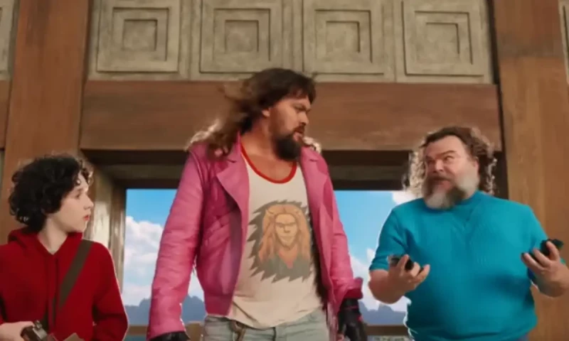Momoa and Black create comedy in game adaptation &lsquo;A Minecraft Movie&rsquo;