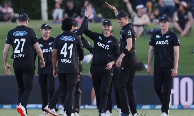 New Zealand defeats Pakistan by 43 runs in third ODI, completes 3-0 series sweep