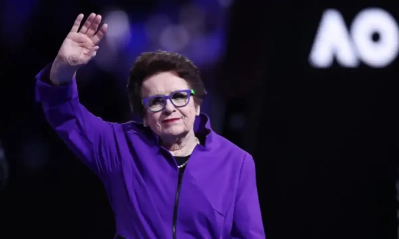 Billie Jean King becomes first woman to receive star in Hollywood Walk of Fame