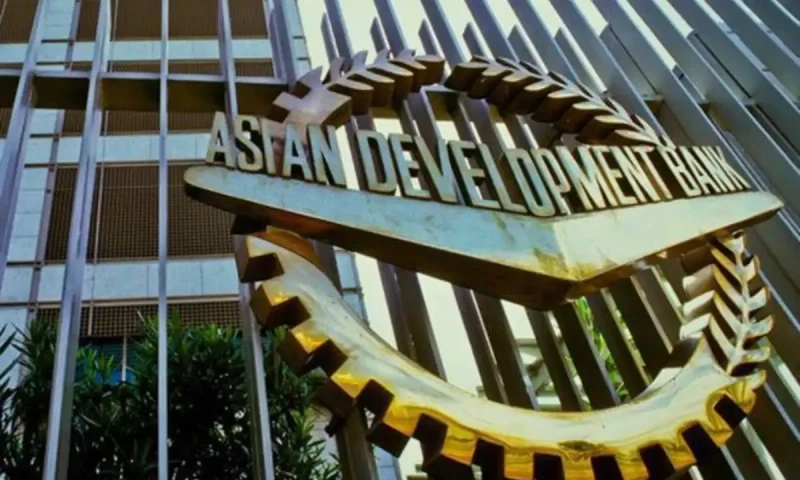 Reforms take effect, Pakistan&rsquo;s economy to grow 2.5% in FY2025, says ADB