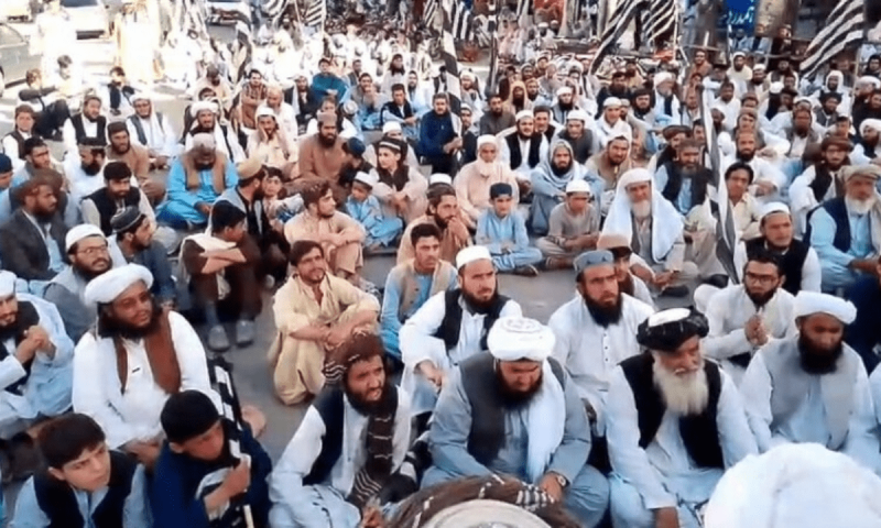 Road blockades in Balochistan disrupt trade; Traders urge government to resolve crisis