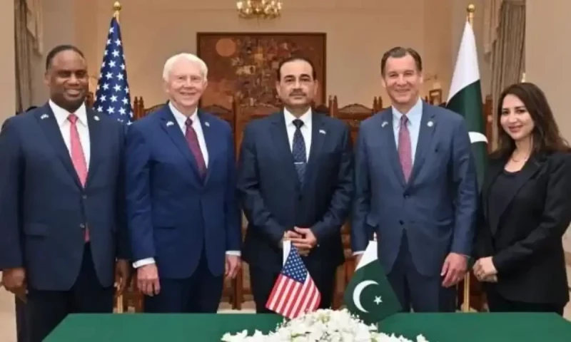US delegation fails to meet Imran Khan after COAS meeting