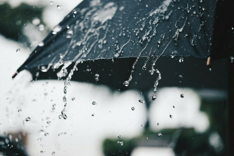 Rain, hailstorms hit KP, Punjab; Met Office warns of flash floods