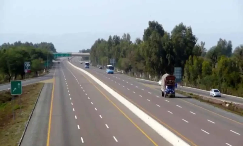 Motorway police arrest two suspects for cutting security fence, location boards near Multan