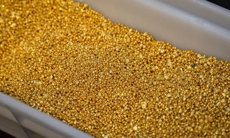 Govt suspends SRO regulating precious metals, gems