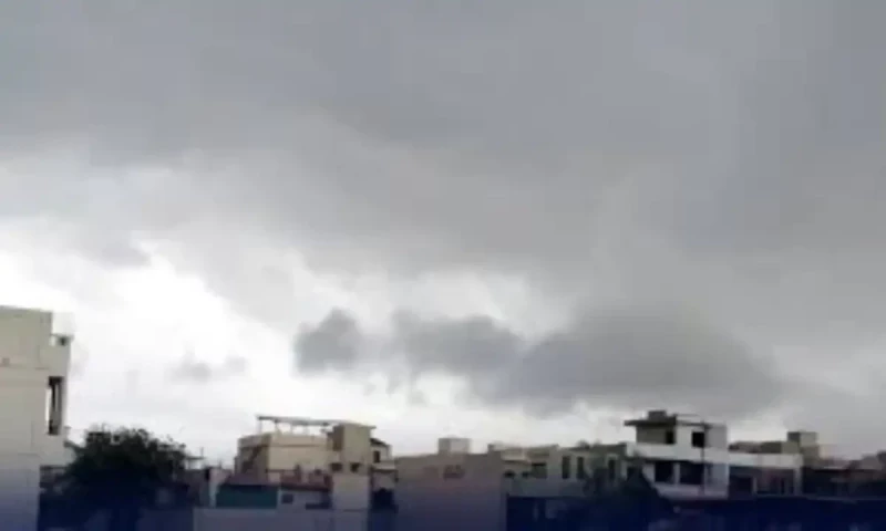 Weather forecast: Thunderstorms, rain expected across Pakistan