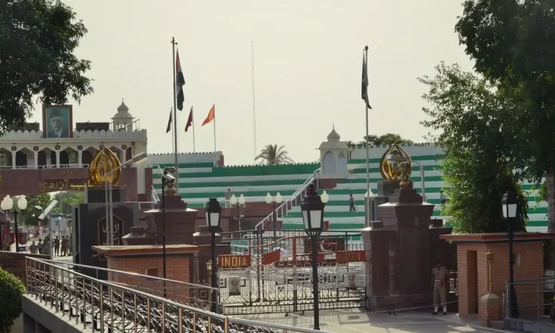 Lahore authorities dismiss viral claim about security alert as fake