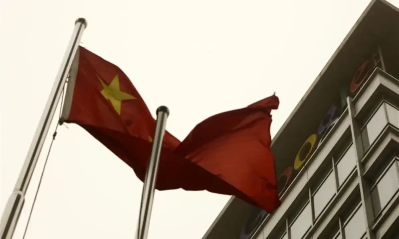 China swipes at &lsquo;bullying&rsquo; US as it woos Latin American leaders