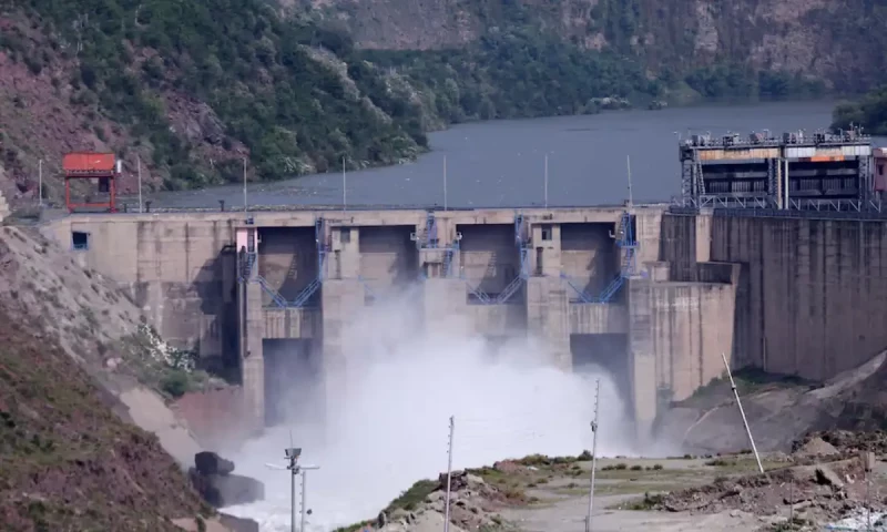 India weighs plan to slash Pakistan water supply with new Indus river project