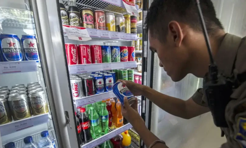 Fizzy drinks aka &lsquo;cold drinks&rsquo; to become cheaper in Pakistan