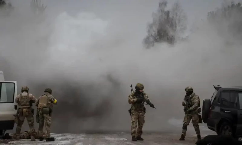 Pakistan &lsquo;alarmed&rsquo; by escalation in Russia-Ukraine war, urges dialogue and diplomacy