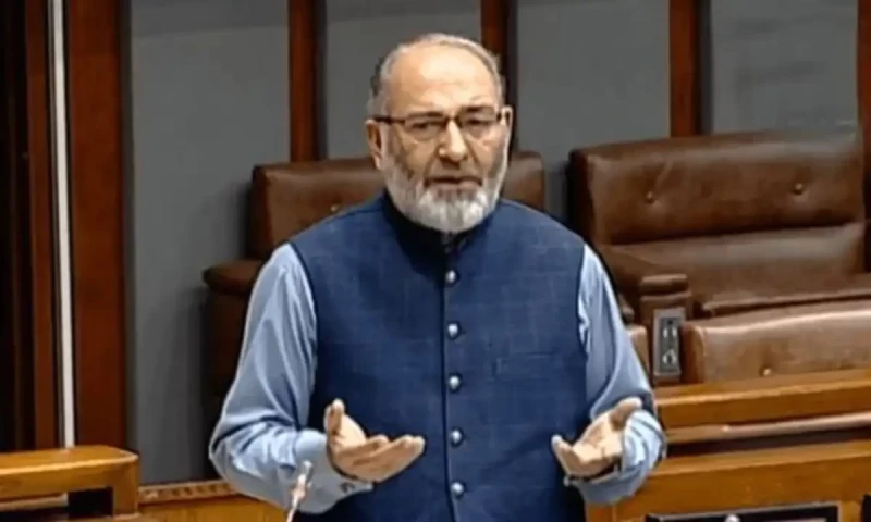 Islamabad Police arrest JI Senator for violating section 144