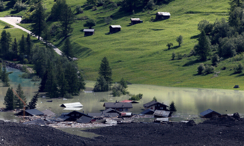 At least 117 killed in heavy flooding in Nigeria