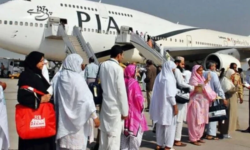 Post Hajj flights continue: Over 11,000 Pakistani pilgrims return home from Saudia Arabia