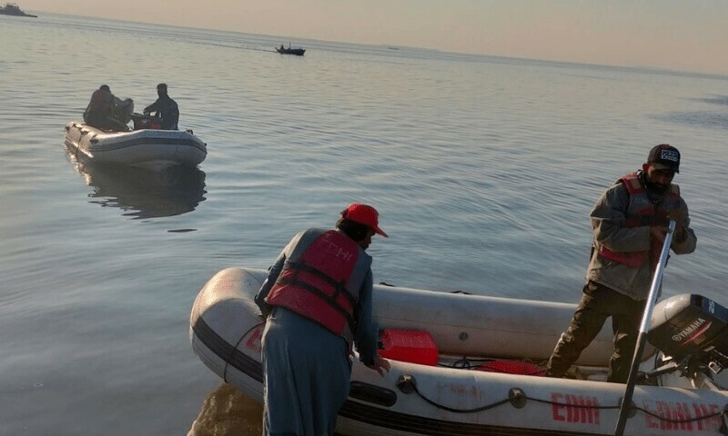 Three drown while swimming off Manora
