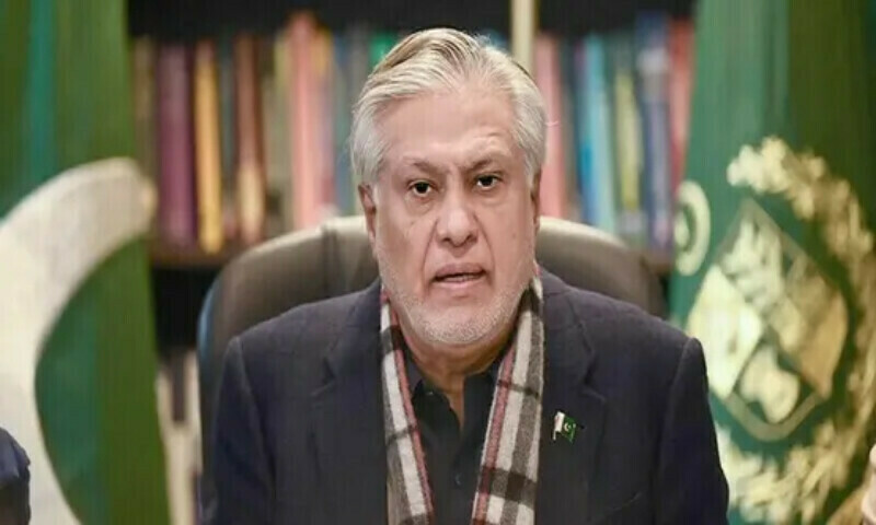 Dar holds talks with Bangladeshi envoy, UAE foreign minister