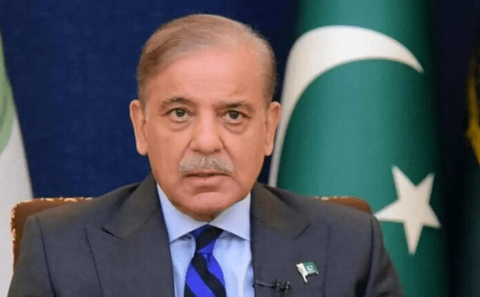 PM Shehbaz lauds economic team for making balanced budget