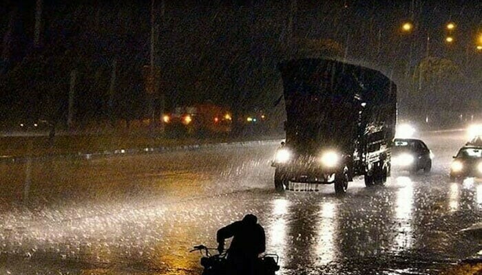 Rain hits Karachi as monsoon system moves in