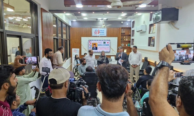 Japan showcases development projects in Karachi through ODA press tour