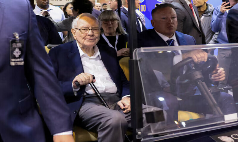 Warren Buffett donates record $6 billion Berkshire shares