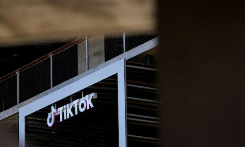 Trump says he has group of wealthy people to buy TikTok