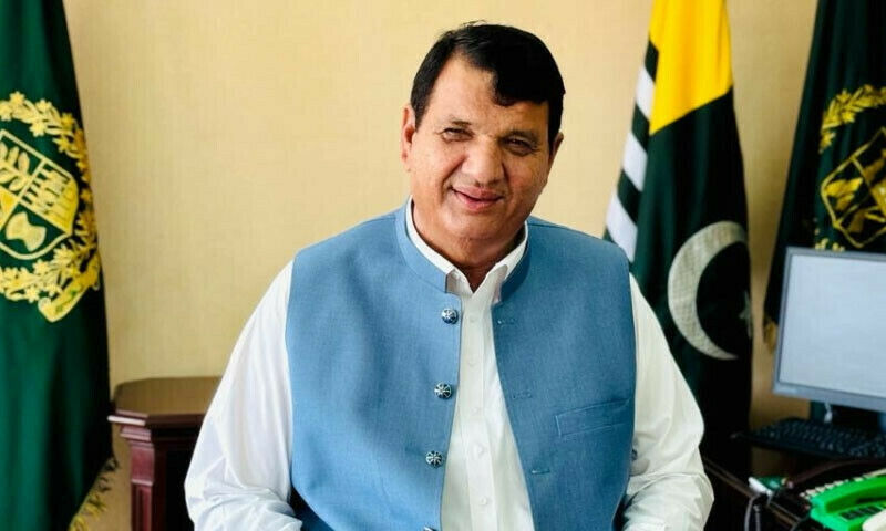 No immediate plan to dismiss KP government, says Ameer Muqam