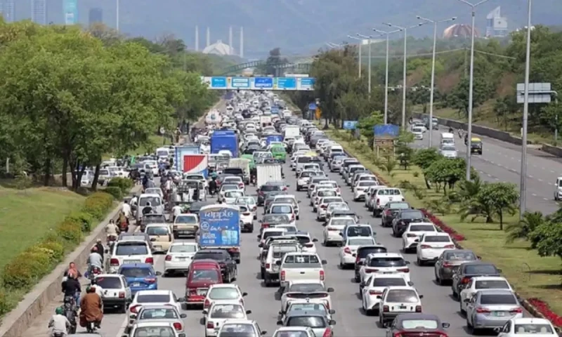 Islamabad announces diversion plan amid CDA construction work