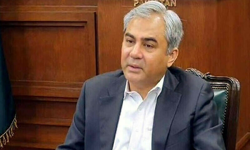 No plan for president to resign or army chief to become president: Mohsin Naqvi