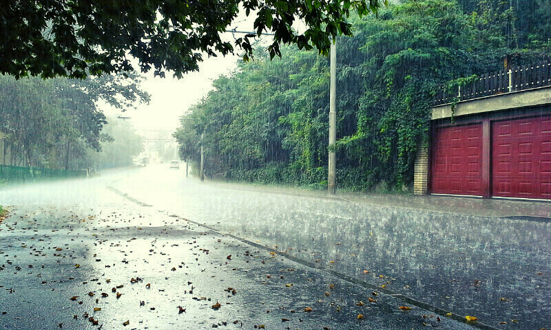 Intense weather alerts: Rain, humidity forecasted across the country
