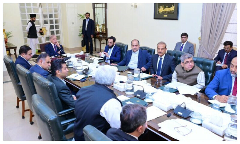 Govt&rsquo;s top priority is to expand tax base, reduce burden on poor: PM