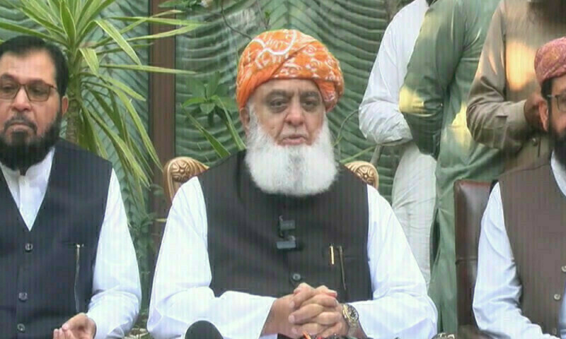 Maulana Fazlur Rehman seeks to ease tensions with PTI
