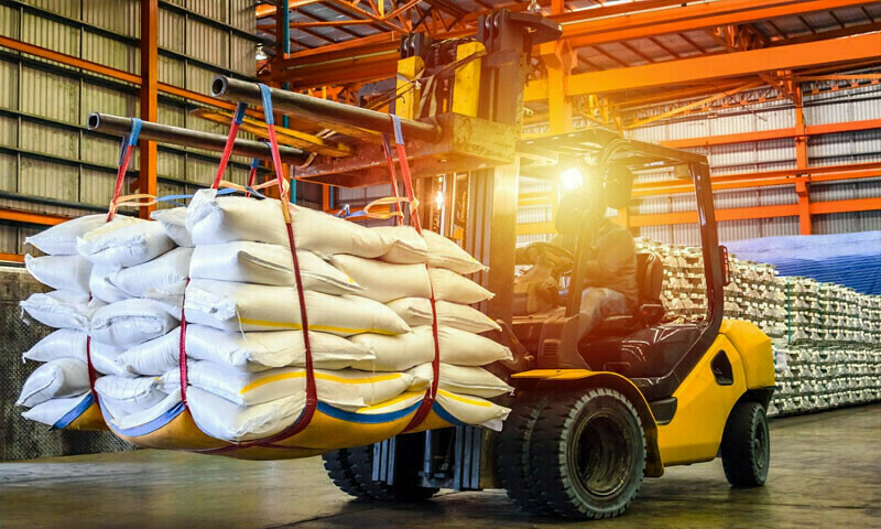 IMF raises alarms over tax-free sugar import decision amid price surge