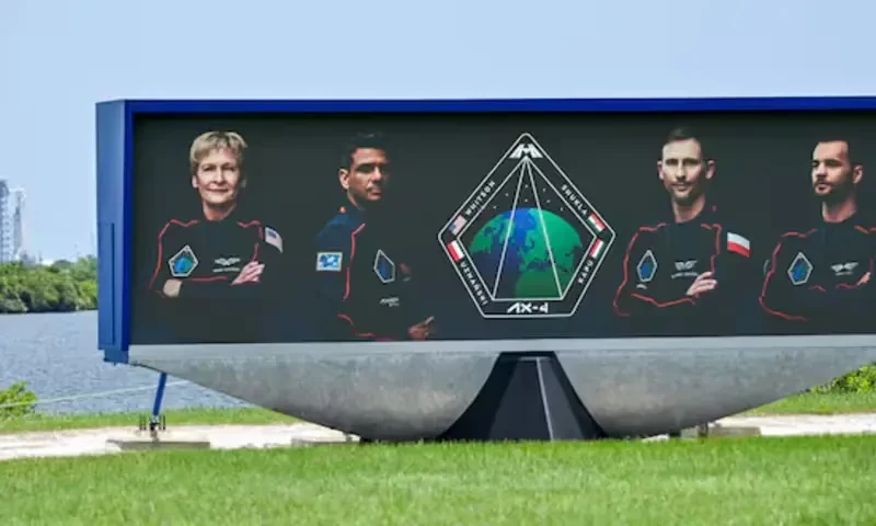 Astronauts from India, Poland, Hungary head for splashdown with NASA veteran