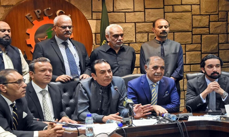 FPCCI calls off strike after successful talks with government