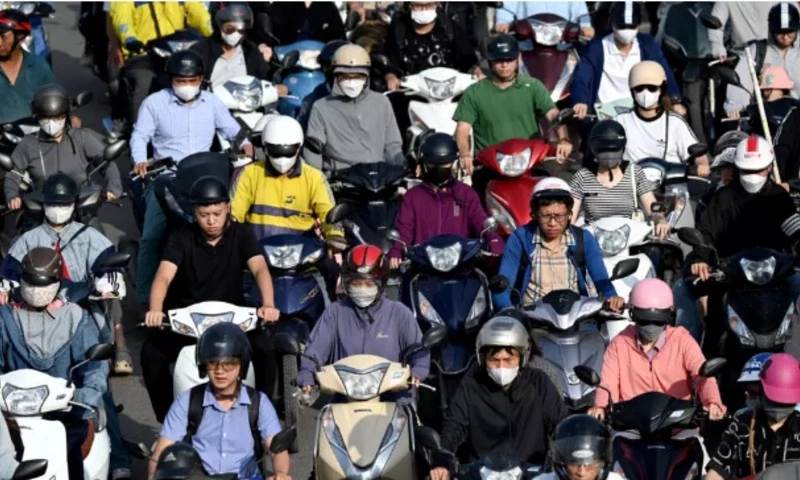 Vietnam to ban fuel-powered motorbikes