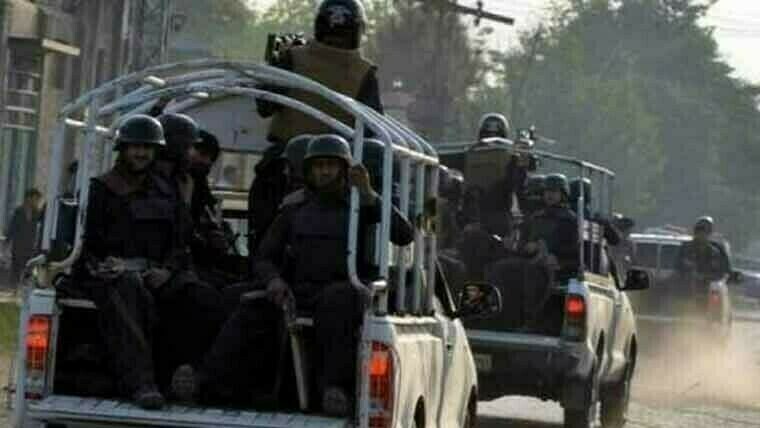Five policemen martyred in rocket launcher attack in Sadiqabad