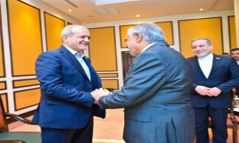 Dar calls on Iranian president, reaffirms deep commitment to ties