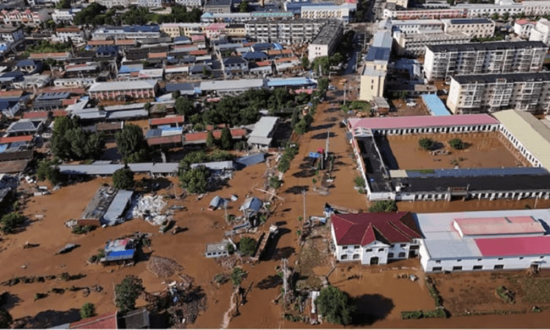 Severe weather alert lifted in Beijing as authorities respond to flood risks