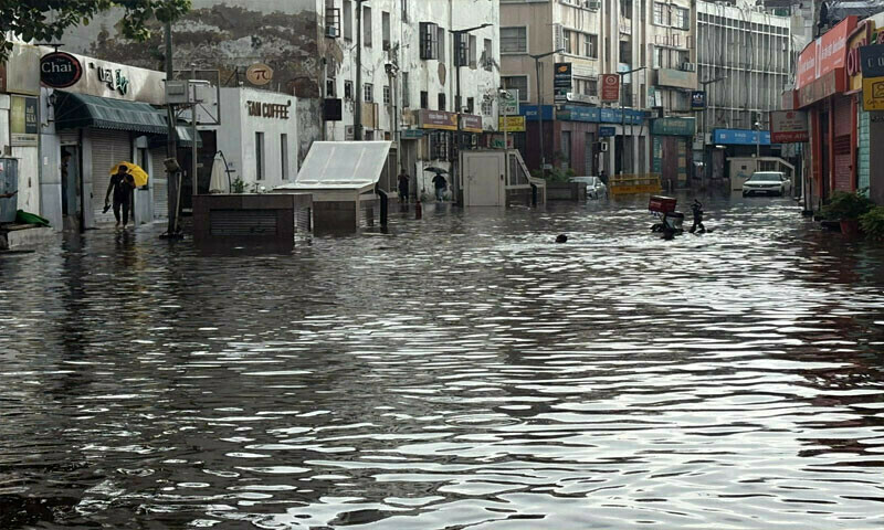 New Delhi faces widespread floods as heavy rain continues