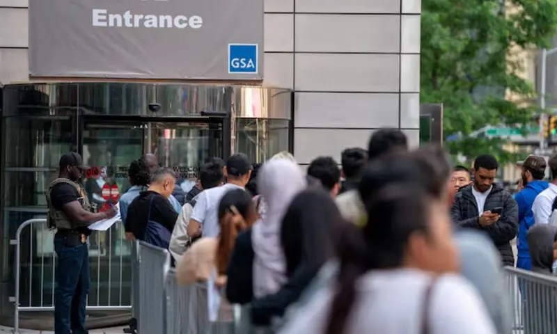 US judge blocks Trump&rsquo;s expanded deportation procedure for migrants