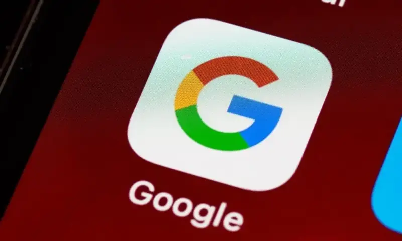 Sindh signs MoUs with Google for Digital Journalism Scholarship Program