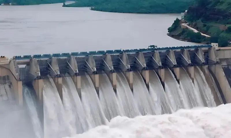 Rising water in Indian dams raises flood risk in Sutlej River, PDMA warns