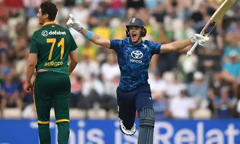 England crush South Africa by record 342 runs in third ODI