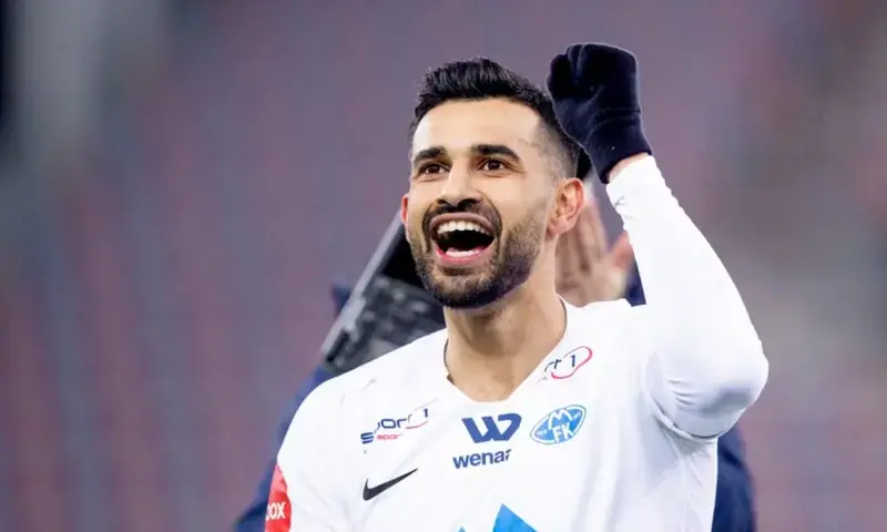 Fifa approves Etzaz Hussain&rsquo;s nationality change, boosting Pakistan football team